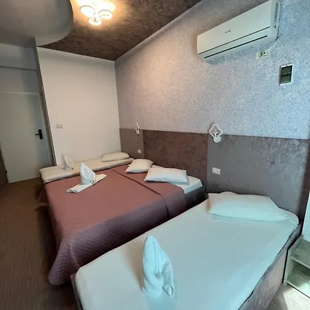 Ama Hotell