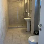 Ama Hotel *